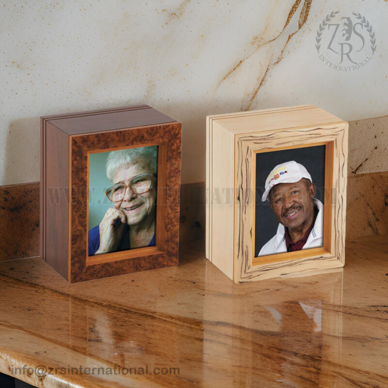 Personalized Urn for Human Ashes/Elegant & Durable